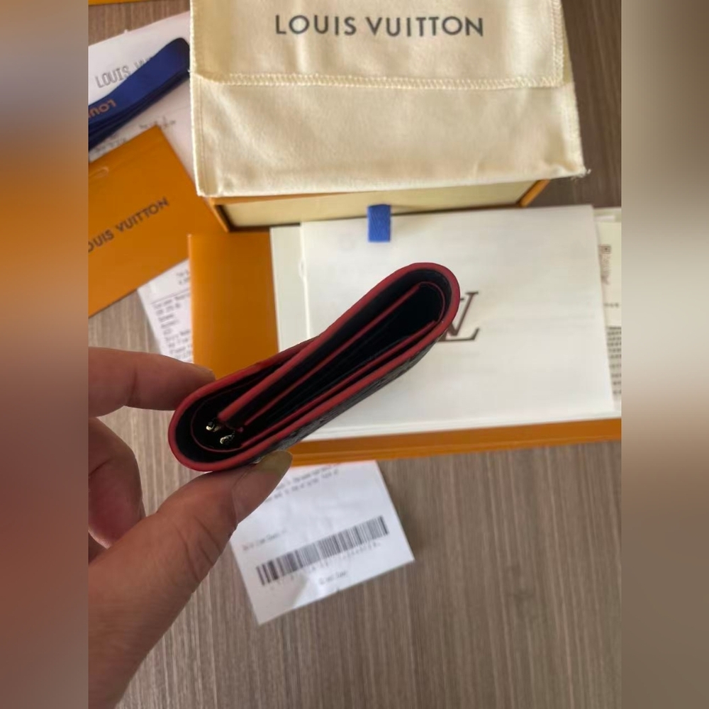 Louis Vuitton Victorine Wallet - Picture 3 of 11